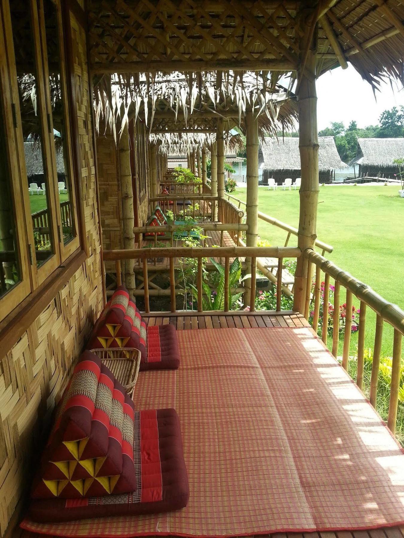 Bamboo House Kanchanaburi by Eksteriør bilde